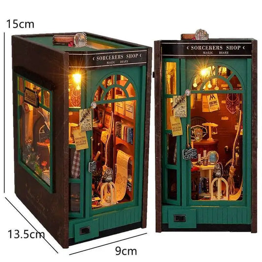 Book Nook Boutique du Sorcier – Diorama miniature LED en bois à assembler