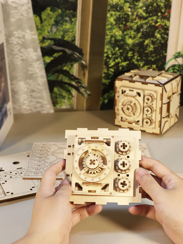 Coffre-fort mécanique – Puzzle 3D